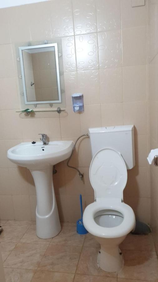 Casa Dina Hotel Herkulesfürdő Kültér fotó