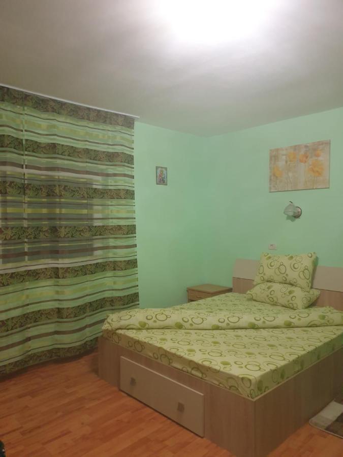 Casa Dina Hotel Herkulesfürdő Kültér fotó