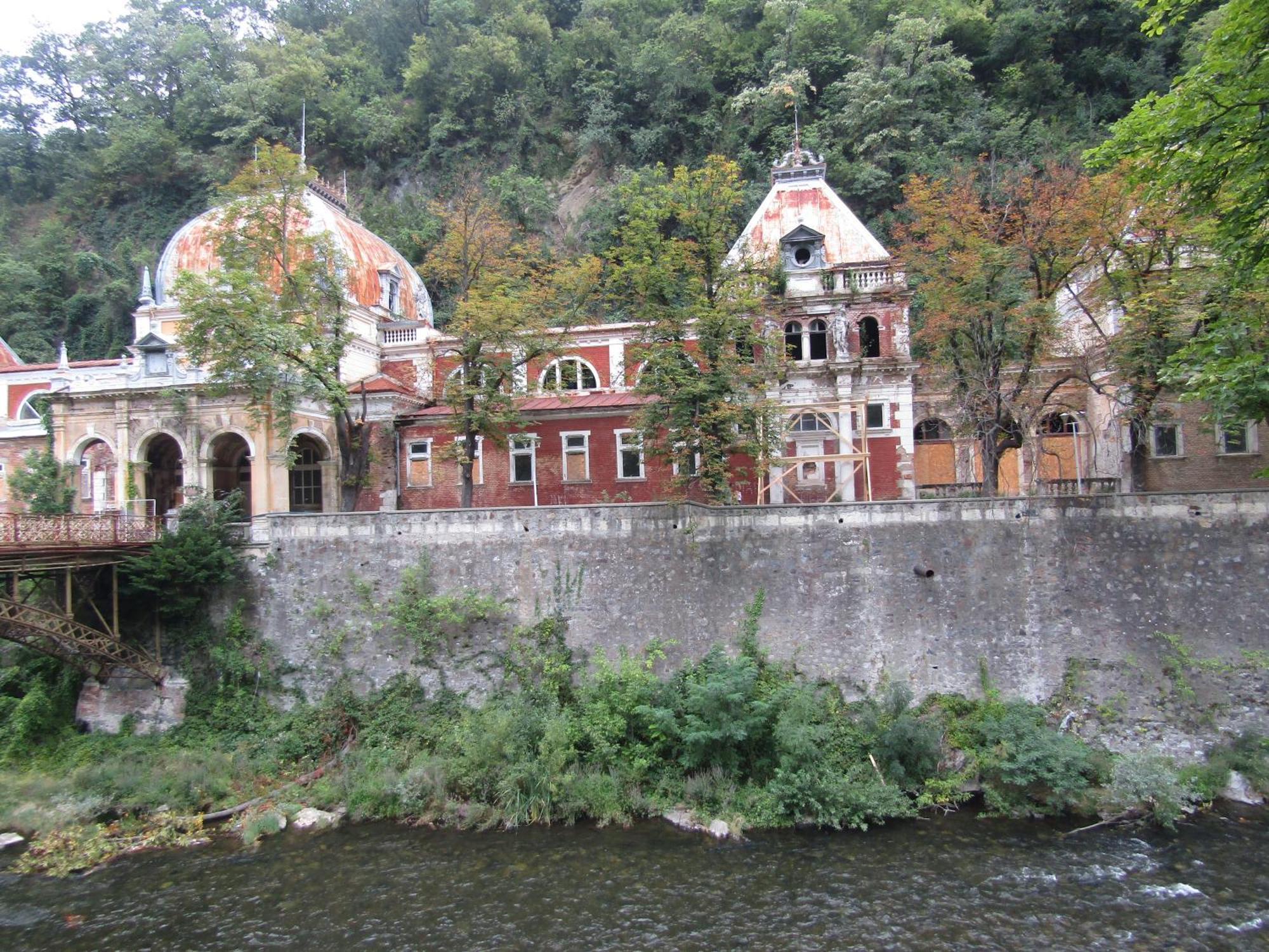 Casa Dina Hotel Herkulesfürdő Kültér fotó